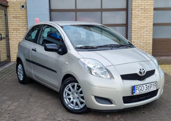 toyota zwoleń Toyota Yaris cena 15500 przebieg: 168000, rok produkcji 2009 z Zwoleń